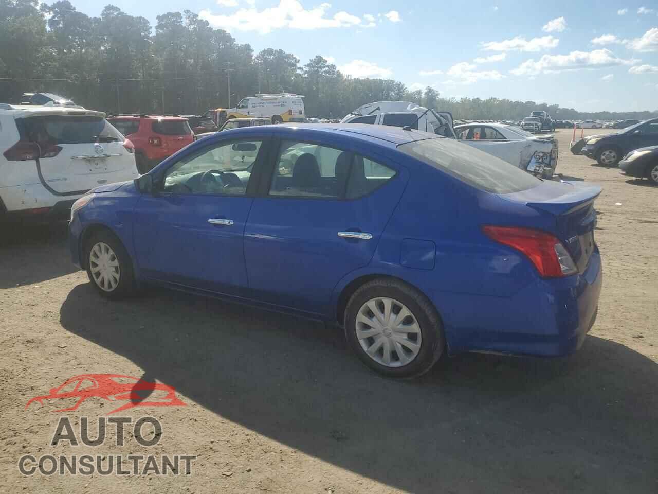 NISSAN VERSA 2017 - 3N1CN7AP3HL875335