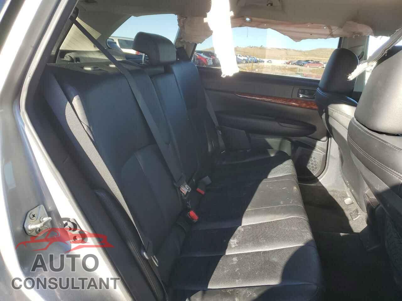 SUBARU OUTBACK 2011 - 4S4BRBKC3B3348860