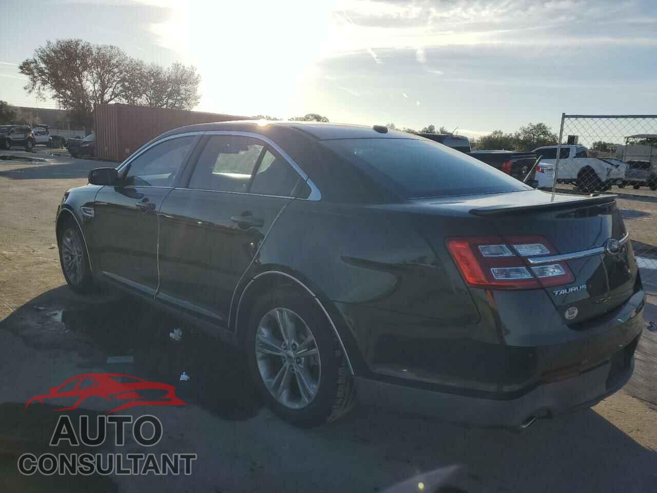 FORD TAURUS 2013 - 1FAHP2E96DG190228