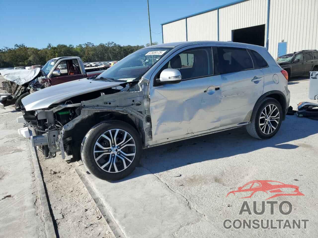 MITSUBISHI OUTLANDER 2018 - JA4AP3AWXJU024864