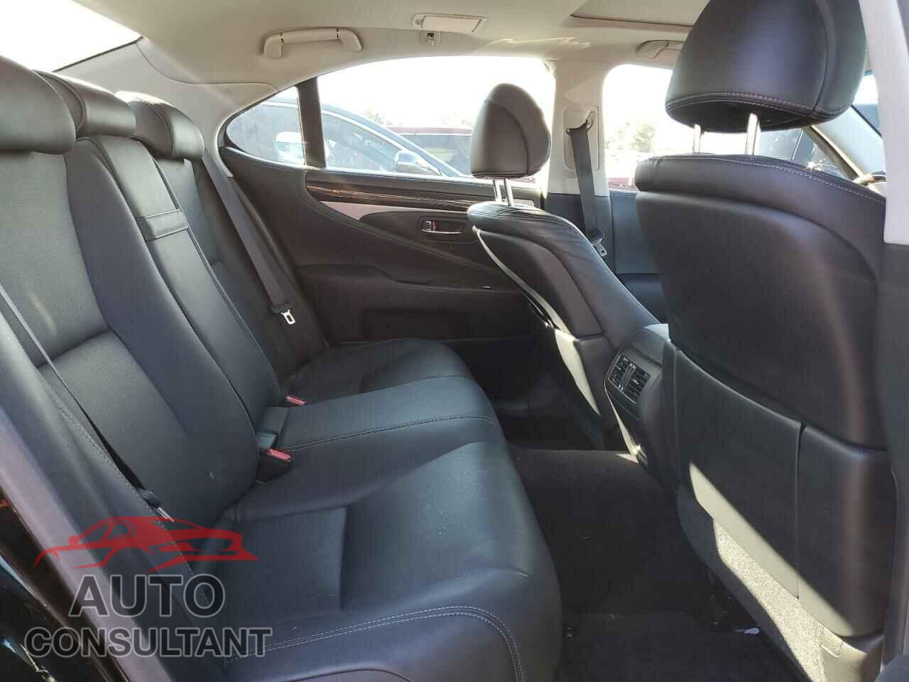 LEXUS LS460 2014 - JTHBL5EF2E5131367