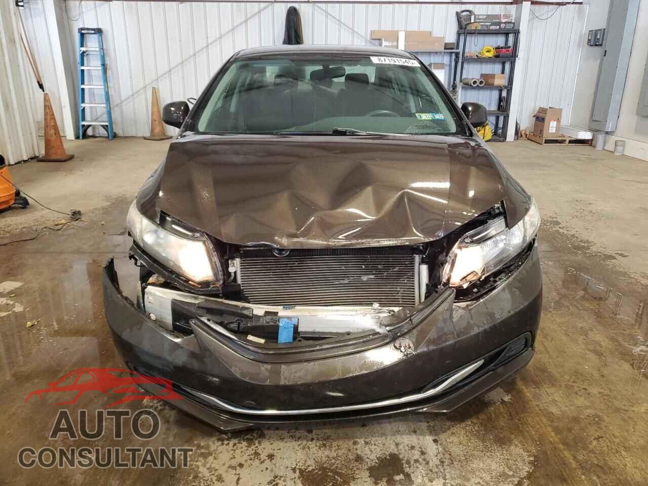 HONDA CIVIC 2013 - 2HGFB2F52DH561449