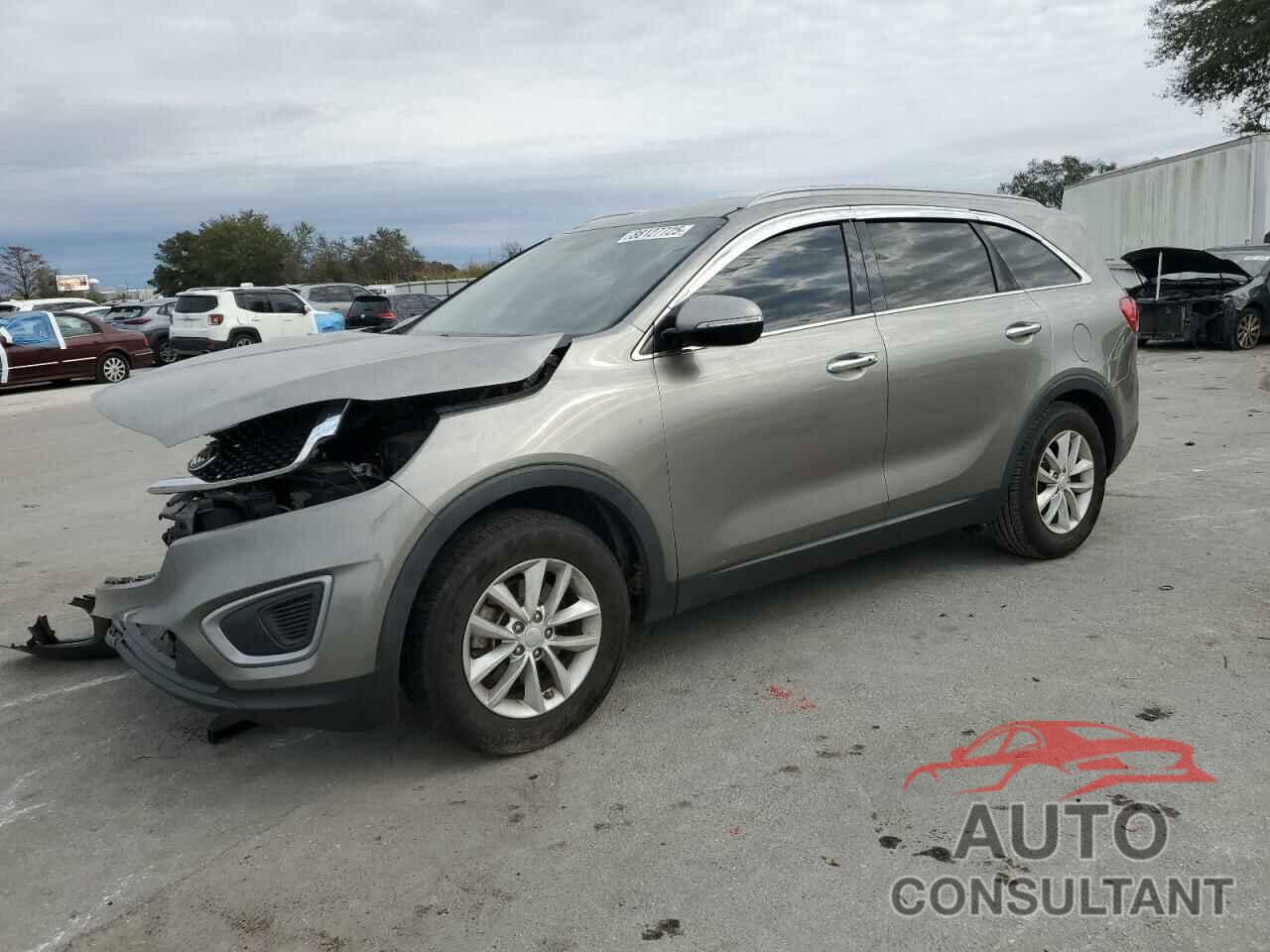 KIA SORENTO 2017 - 5XYPG4A34HG303296