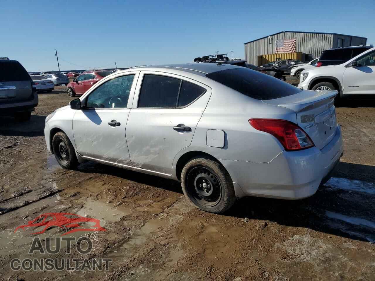 NISSAN VERSA 2017 - 3N1CN7AP3HL878946