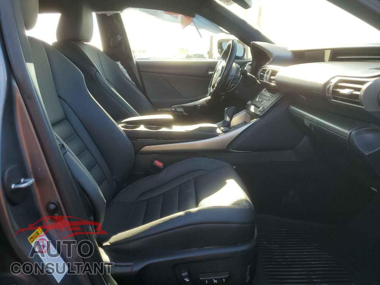 LEXUS IS 2016 - JTHCE1D25G5011846