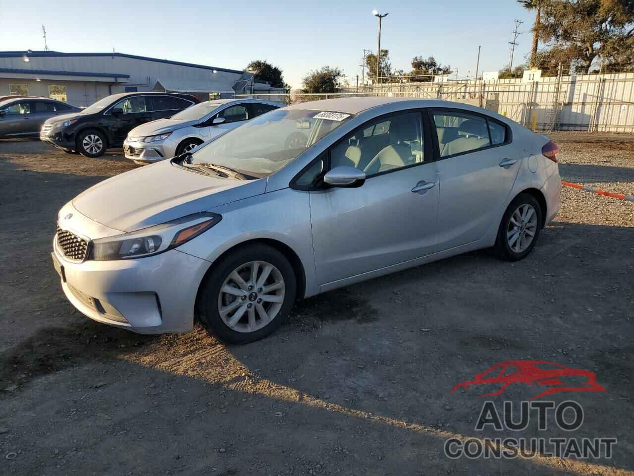 KIA FORTE 2017 - 3KPFL4A79HE117518