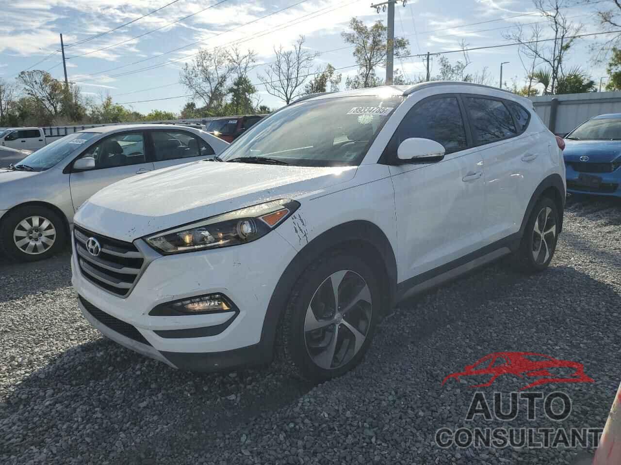 HYUNDAI TUCSON 2017 - KM8J33A28HU289710