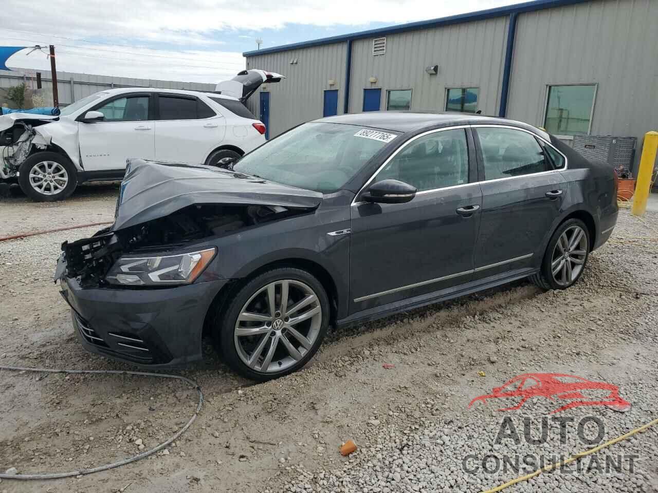 VOLKSWAGEN PASSAT 2017 - 1VWDT7A36HC064433