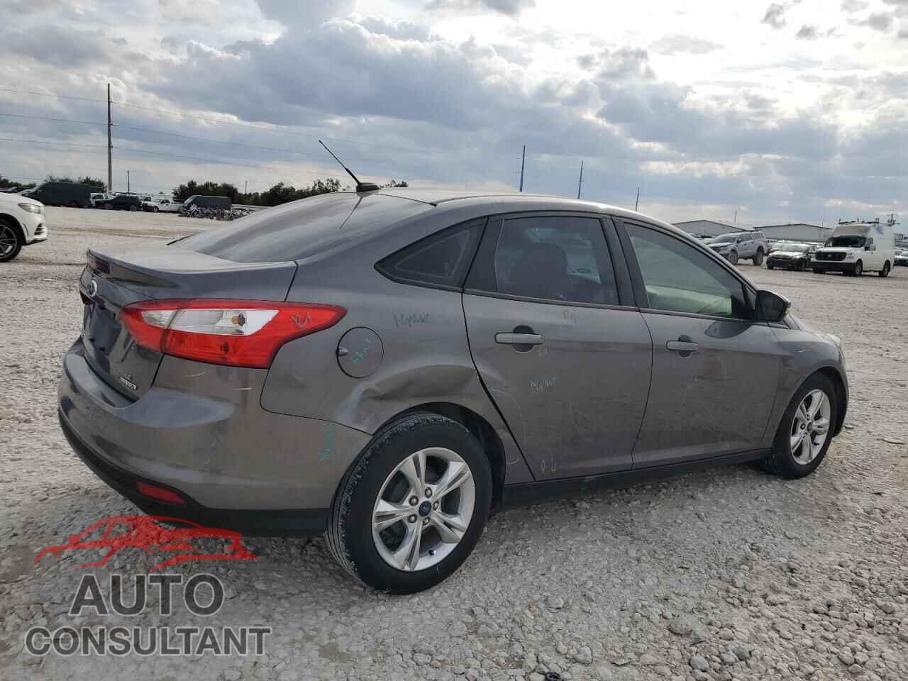 FORD FOCUS 2013 - 1FADP3F20DL305581