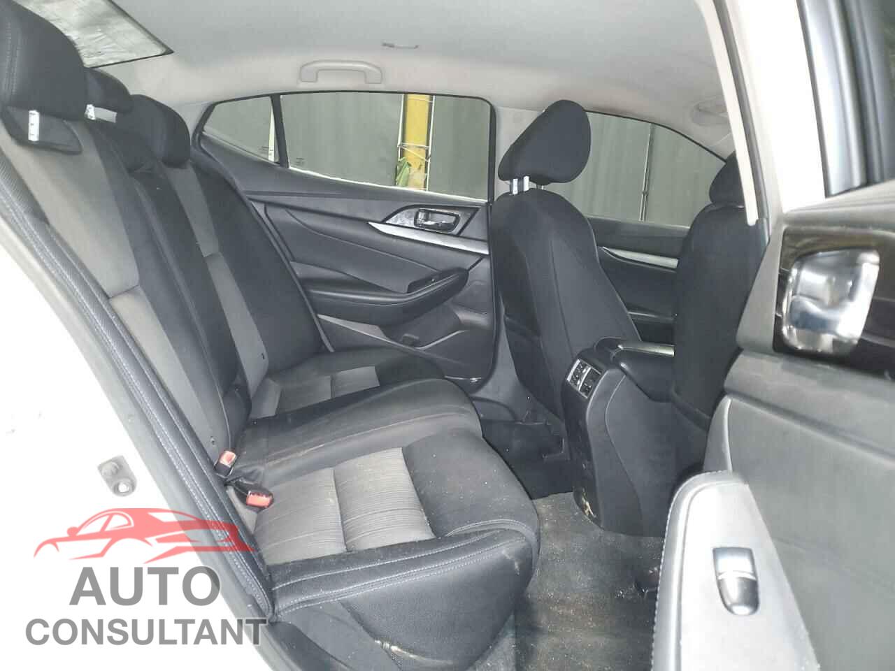 NISSAN MAXIMA 2017 - 1N4AA6AP2HC439961