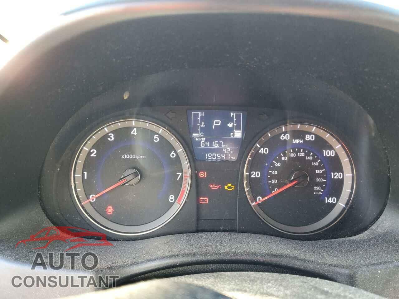 HYUNDAI ACCENT 2017 - KMHCT5AE3HU302006