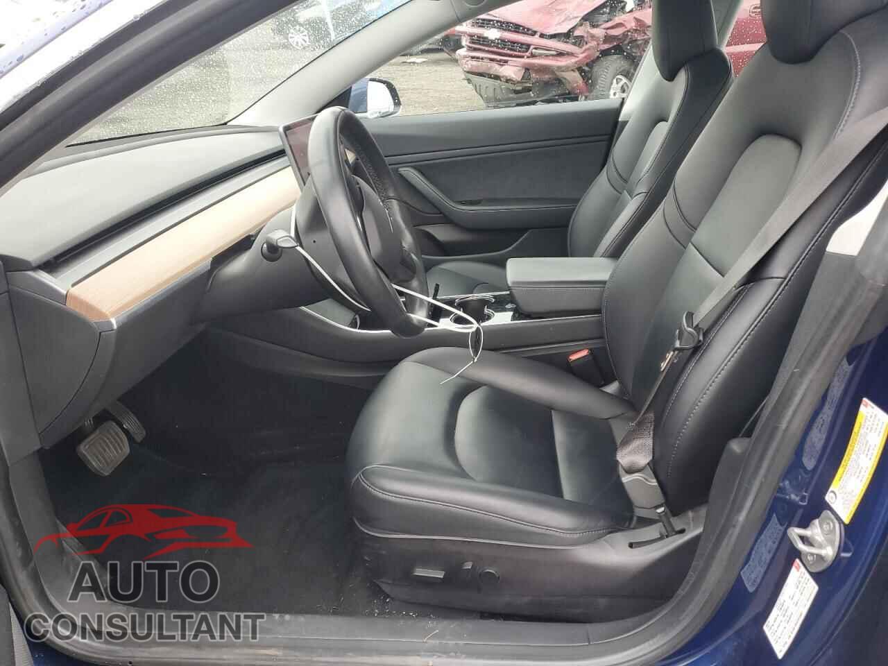 TESLA MODEL 3 2018 - 5YJ3E1EA9JF015587