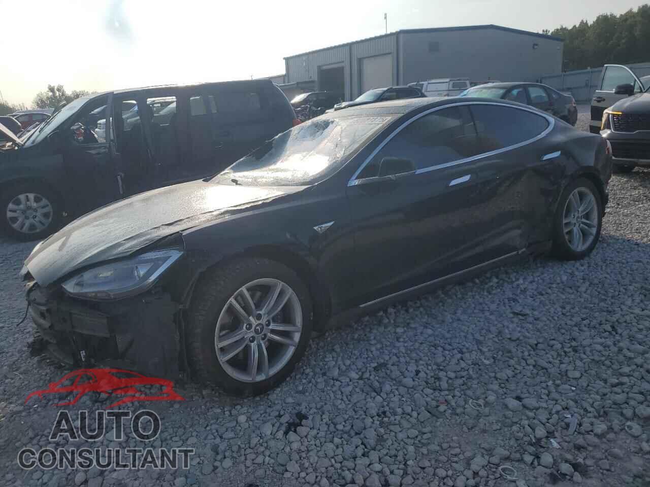 TESLA MODEL S 2015 - 5YJSA1H24FF095304