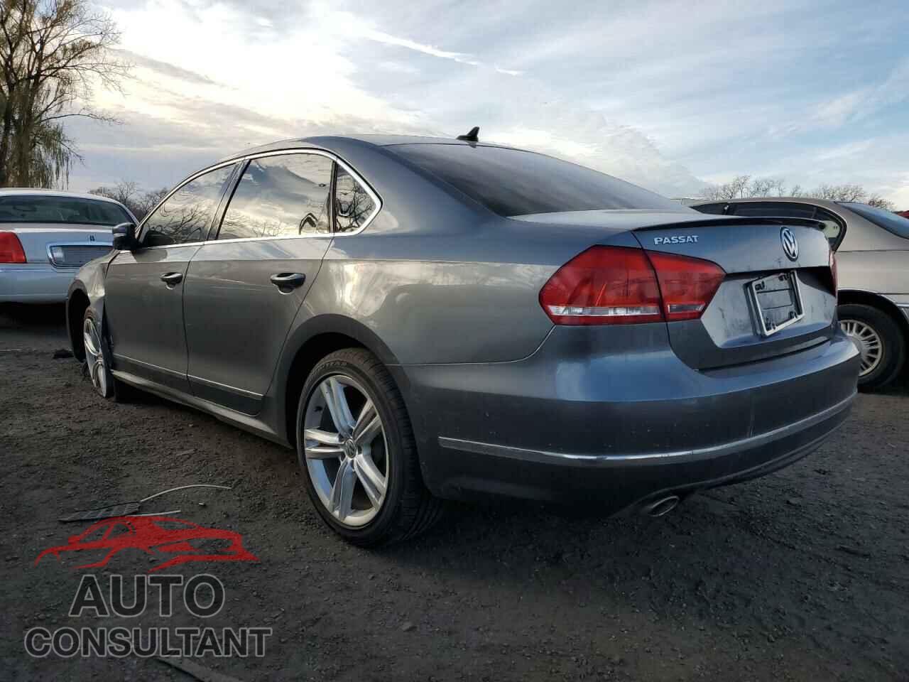 VOLKSWAGEN PASSAT 2014 - 1VWCN7A30EC085974
