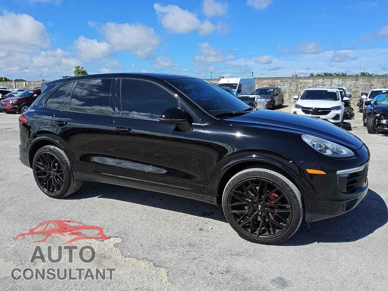 PORSCHE CAYENNE 2017 - WP1AA2A23HKA80941