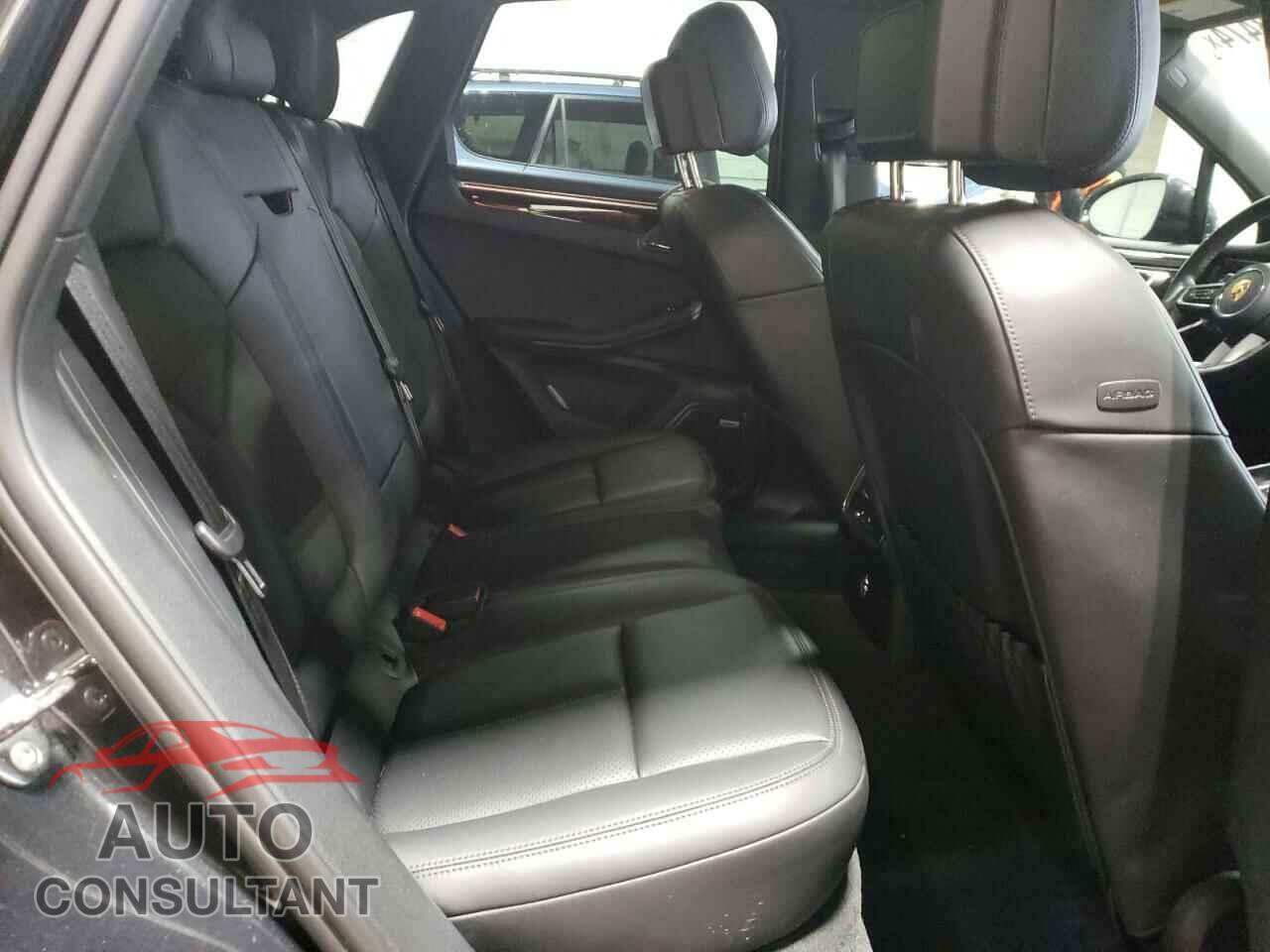 PORSCHE MACAN 2022 - WP1AA2A57NLB10801