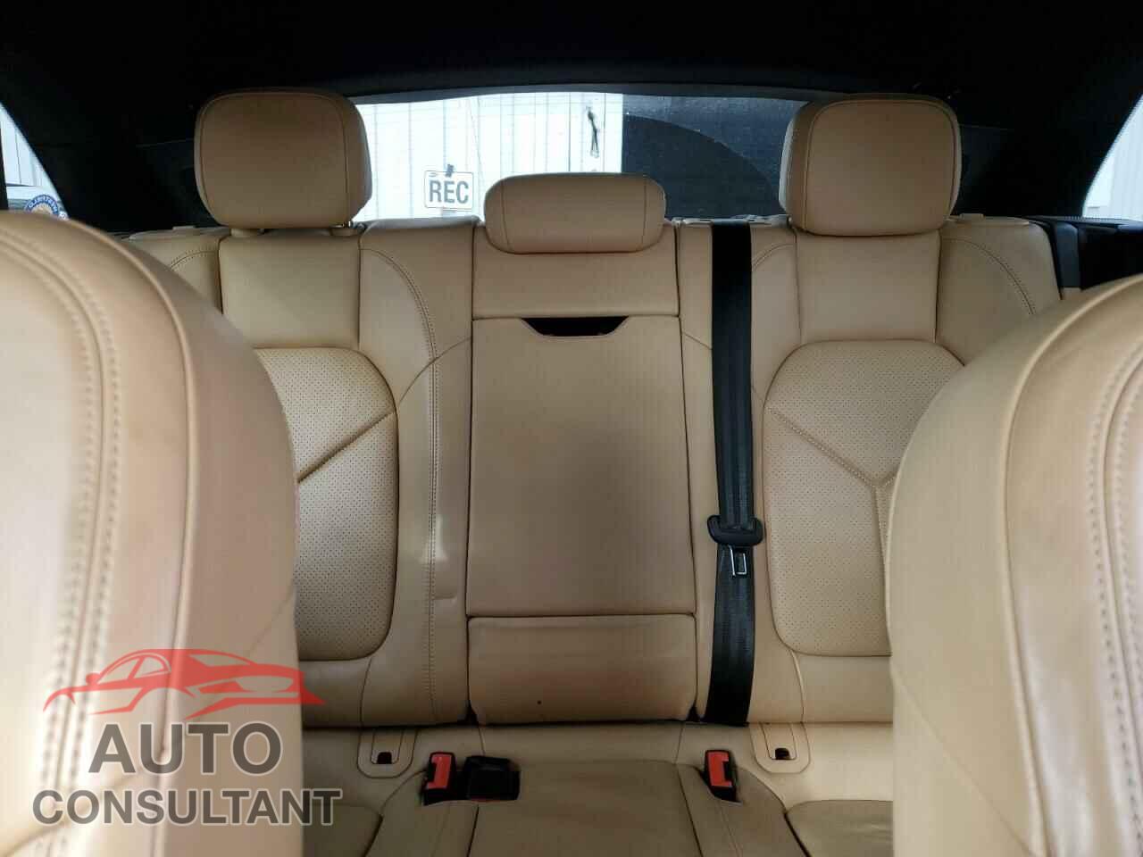PORSCHE MACAN 2017 - WP1AA2A51HLB83425