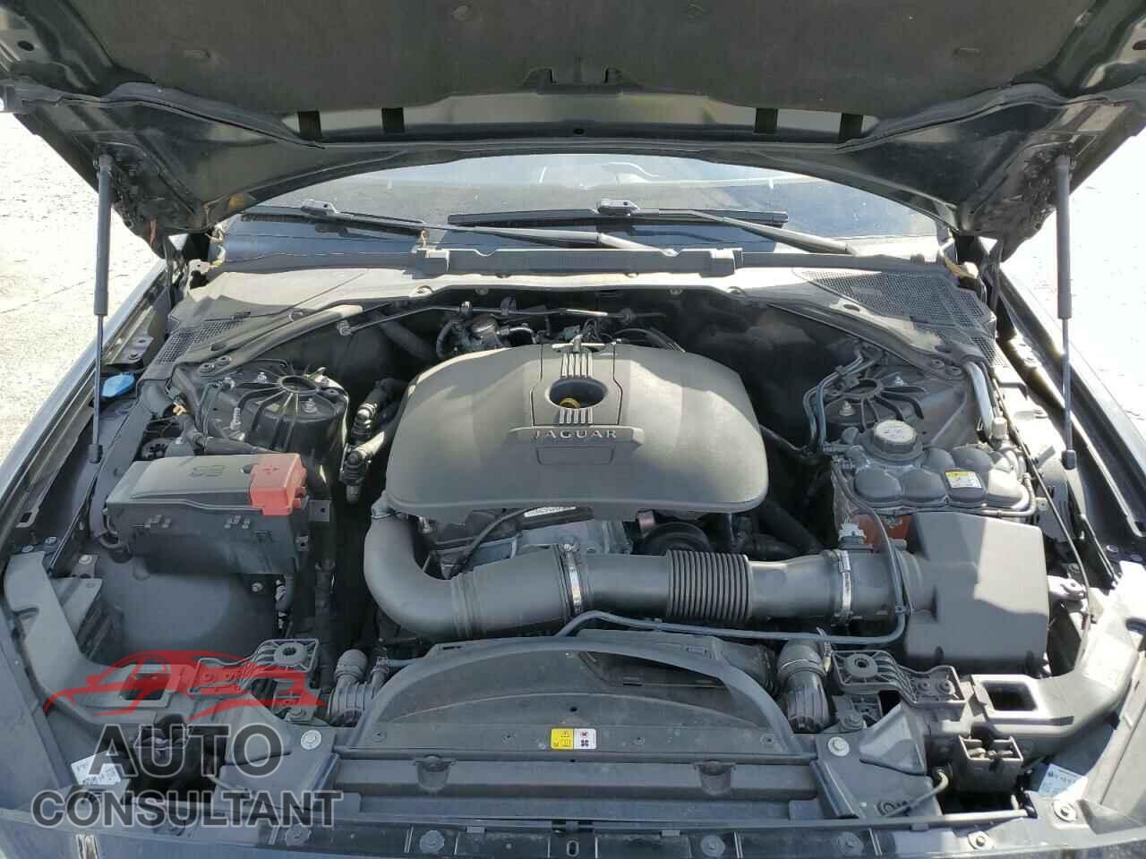 JAGUAR XE 2017 - SAJAR4BG4HA951479