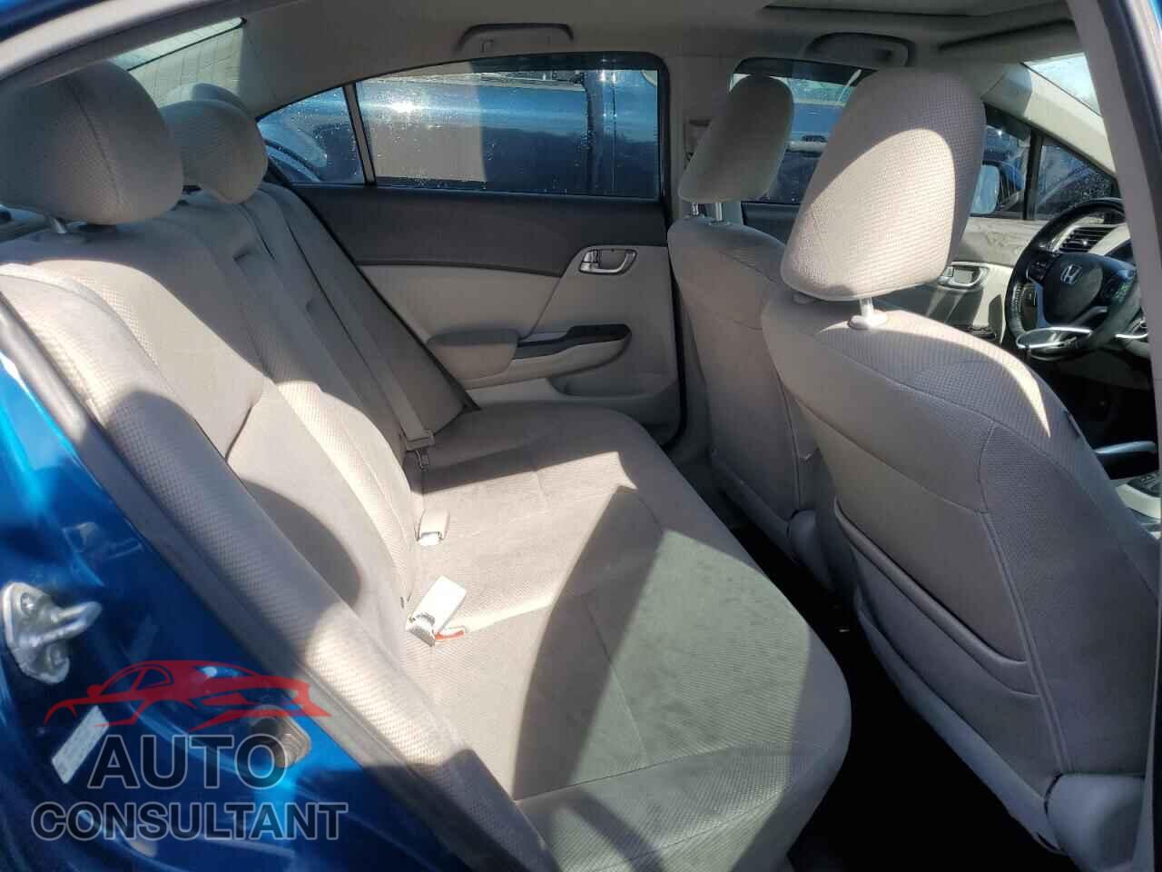 HONDA CIVIC 2012 - 2HGFB2F57CH025806