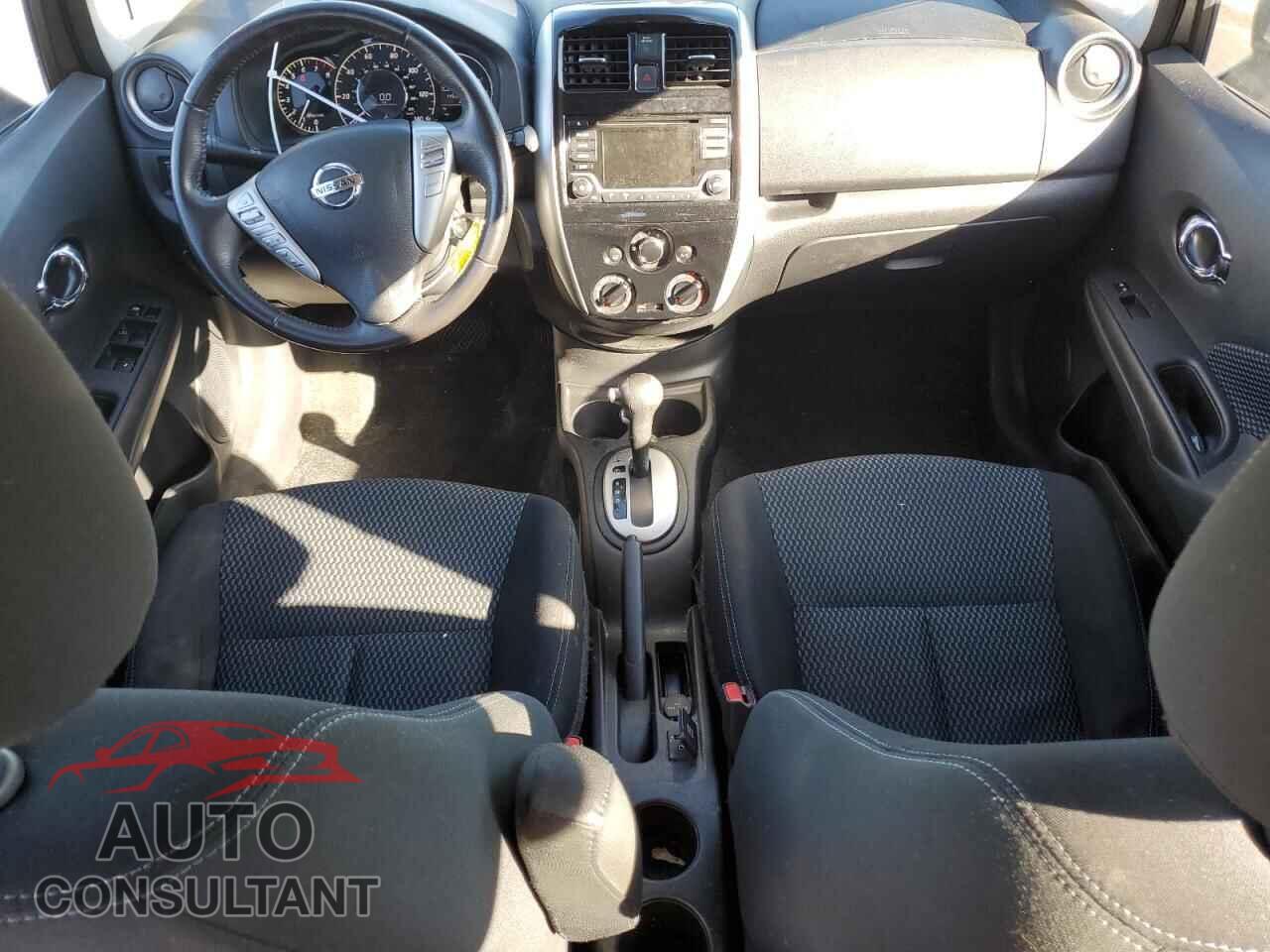 NISSAN VERSA 2016 - 3N1CE2CP2GL372362
