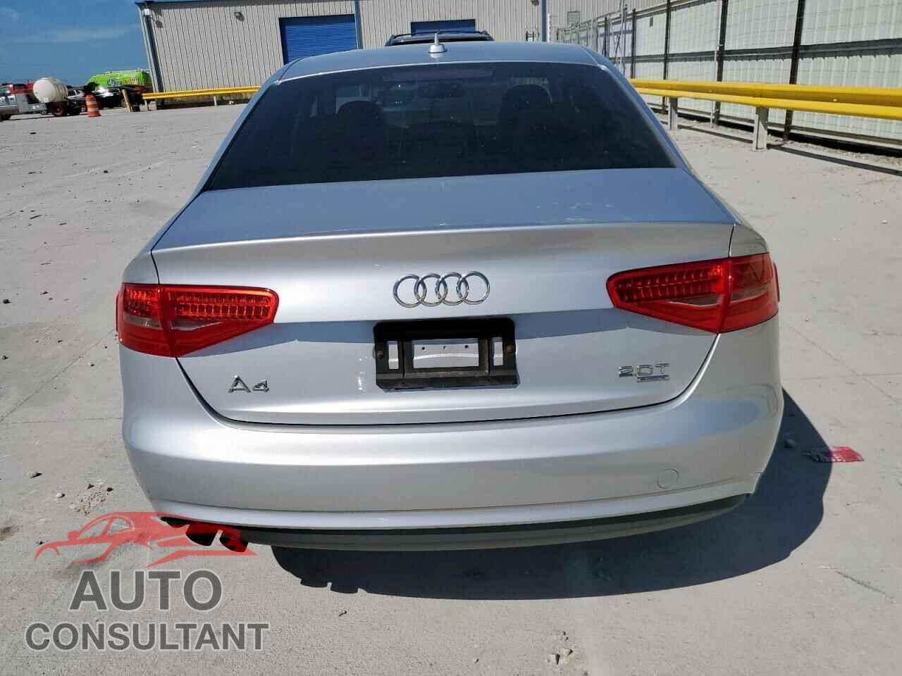 AUDI A4 2013 - WAUDFAFL7DN045238