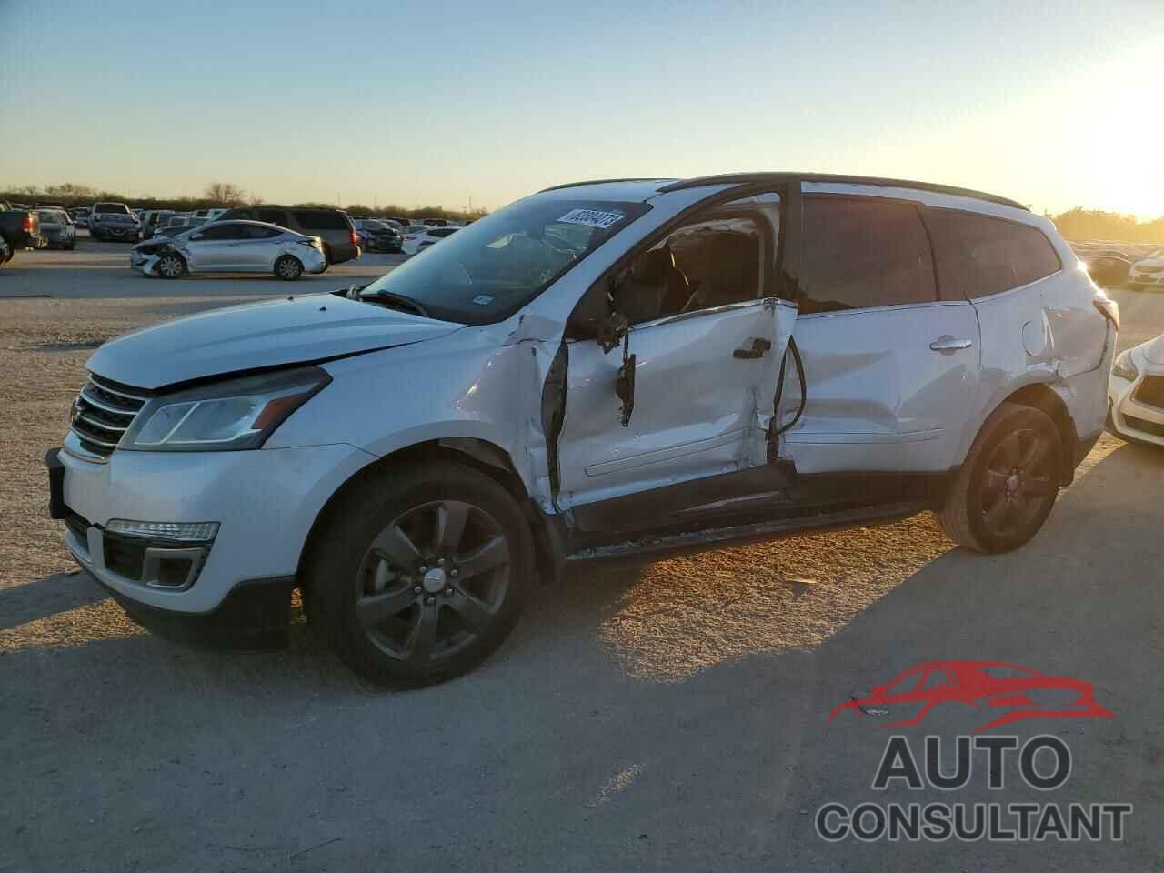 CHEVROLET TRAVERSE 2017 - 1GNKRHKD3HJ275808