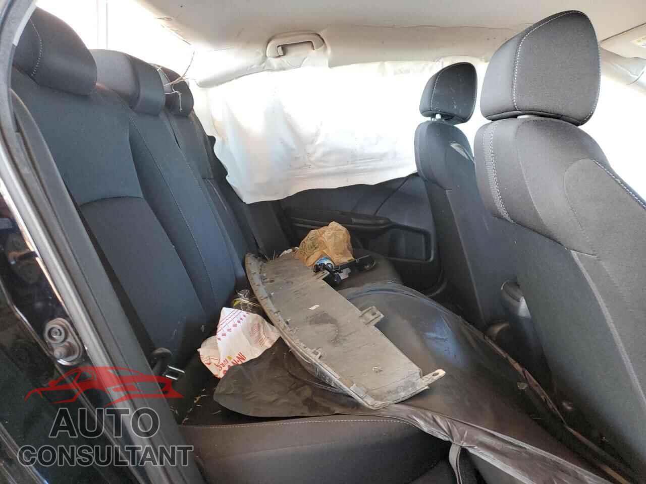 HONDA CIVIC 2019 - 2HGFC2F63KH590400