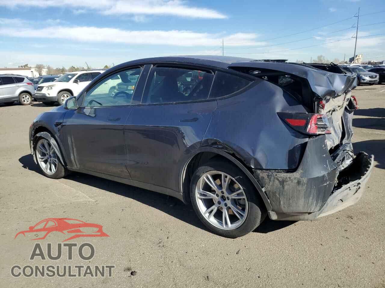 TESLA MODEL Y 2023 - 7SAYGDEE5PF609495