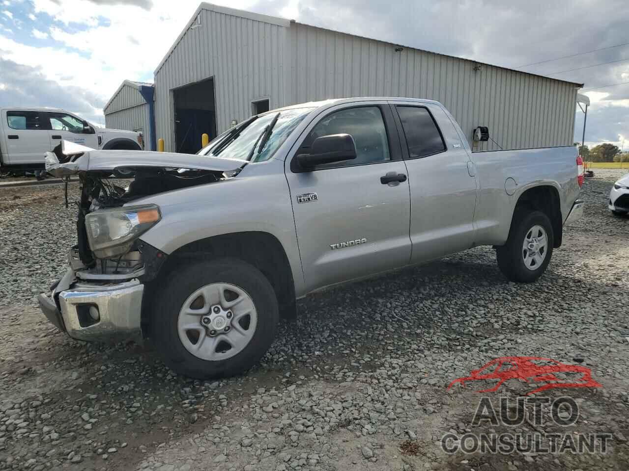 TOYOTA TUNDRA 2018 - 5TFUY5F19JX728674