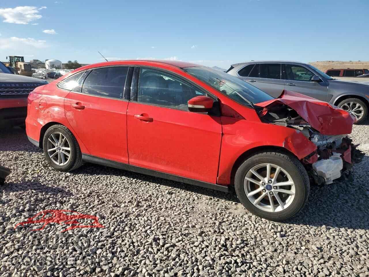 FORD FOCUS 2015 - 1FADP3F23FL369682