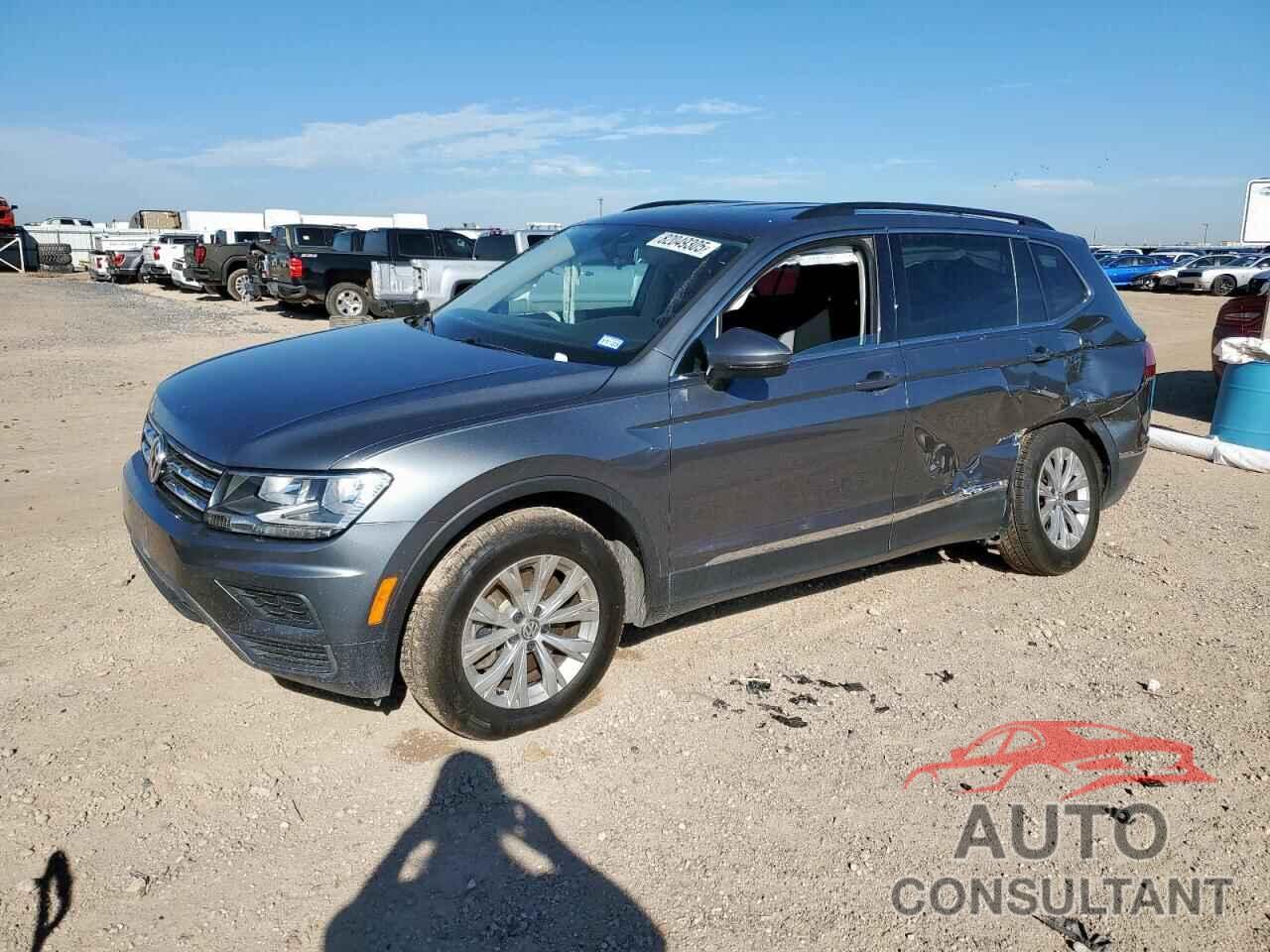 VOLKSWAGEN TIGUAN 2018 - 3VV3B7AX9JM170529