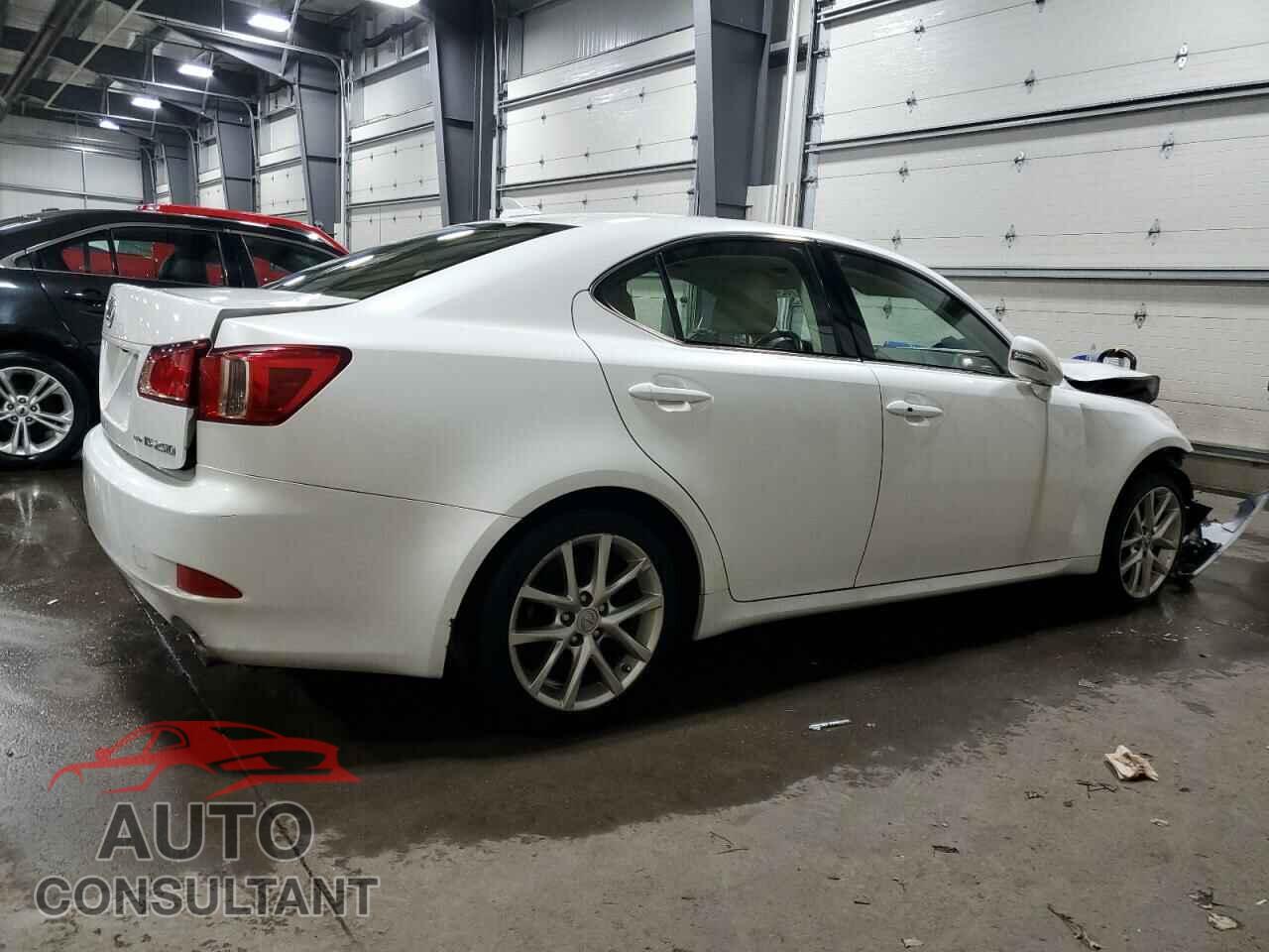 LEXUS IS 2012 - JTHCF5C23C5059149