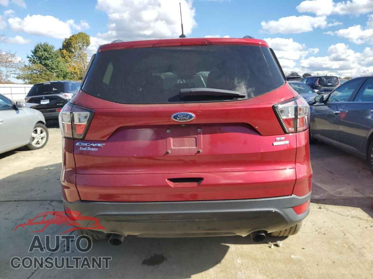 FORD ESCAPE 2017 - 1FMCU9GD0HUC74930