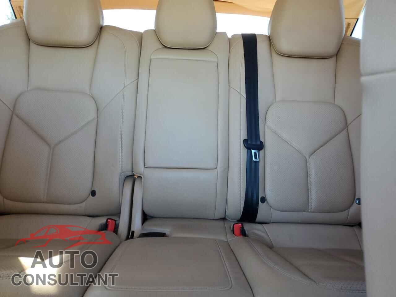 PORSCHE CAYENNE 2014 - WP1AA2A26ELA04183