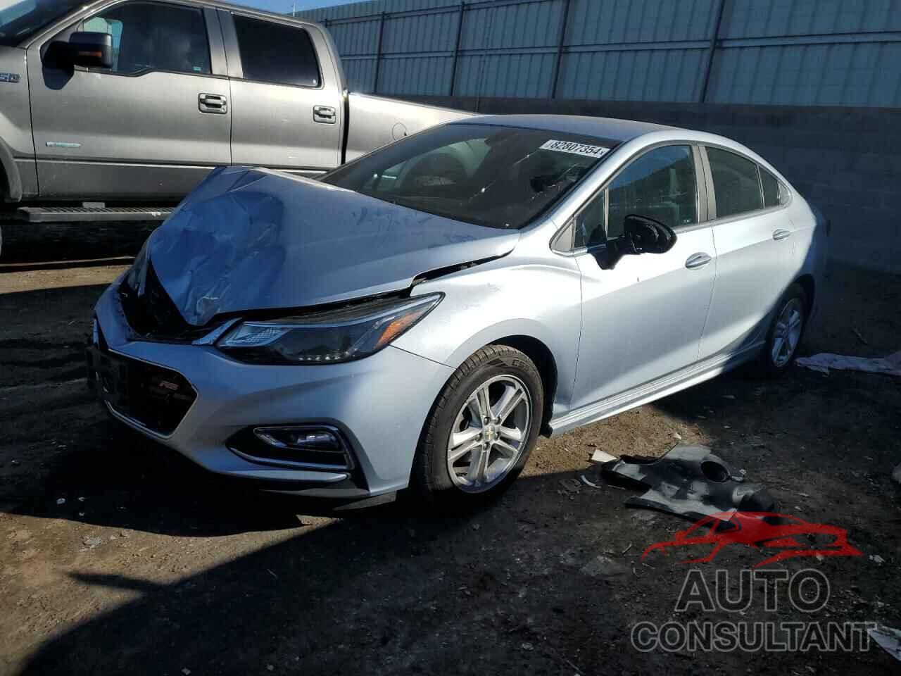 CHEVROLET CRUZE 2017 - 1G1BE5SM4H7132181