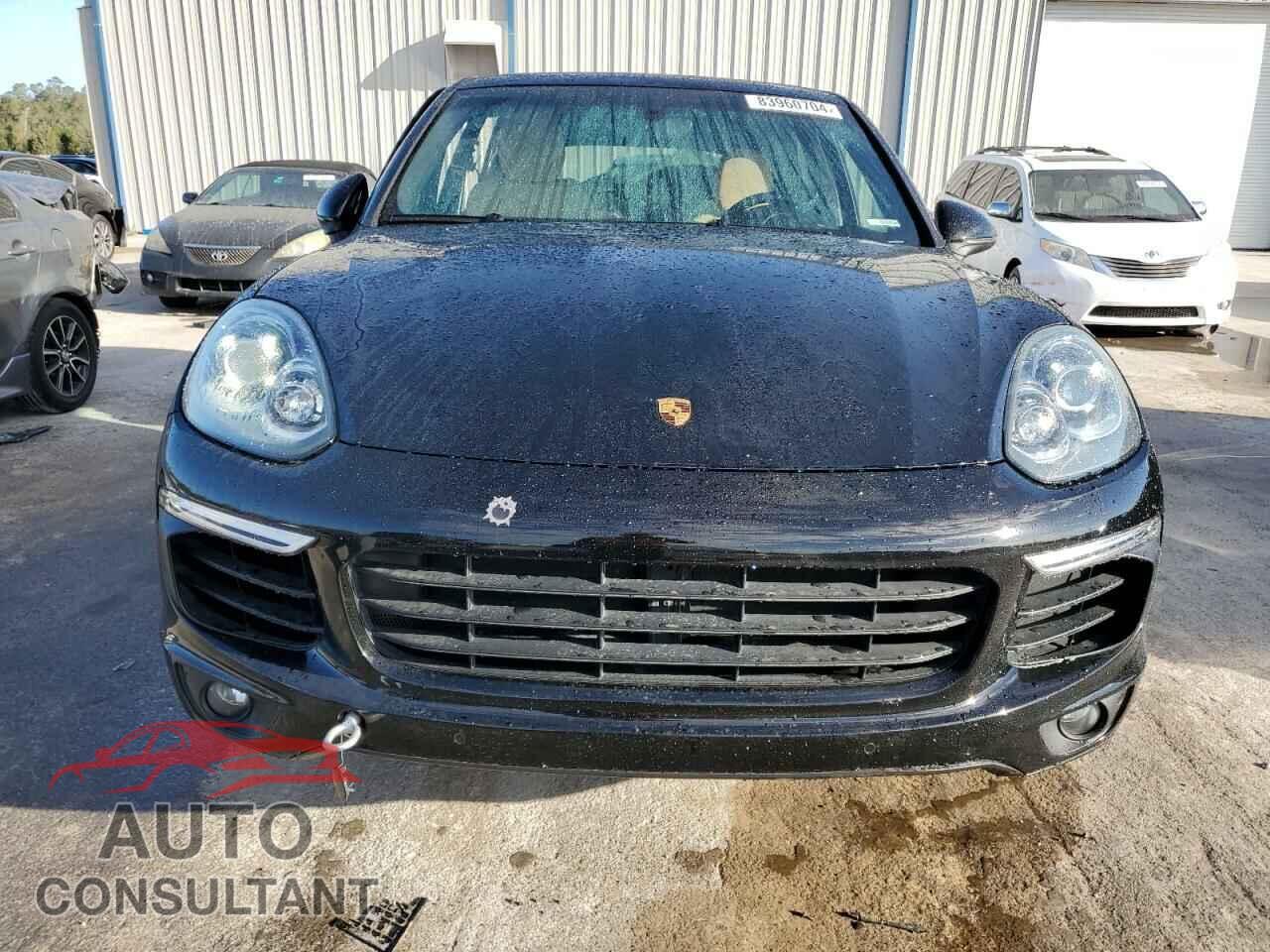 PORSCHE CAYENNE 2016 - WP1AA2A21GKA10966