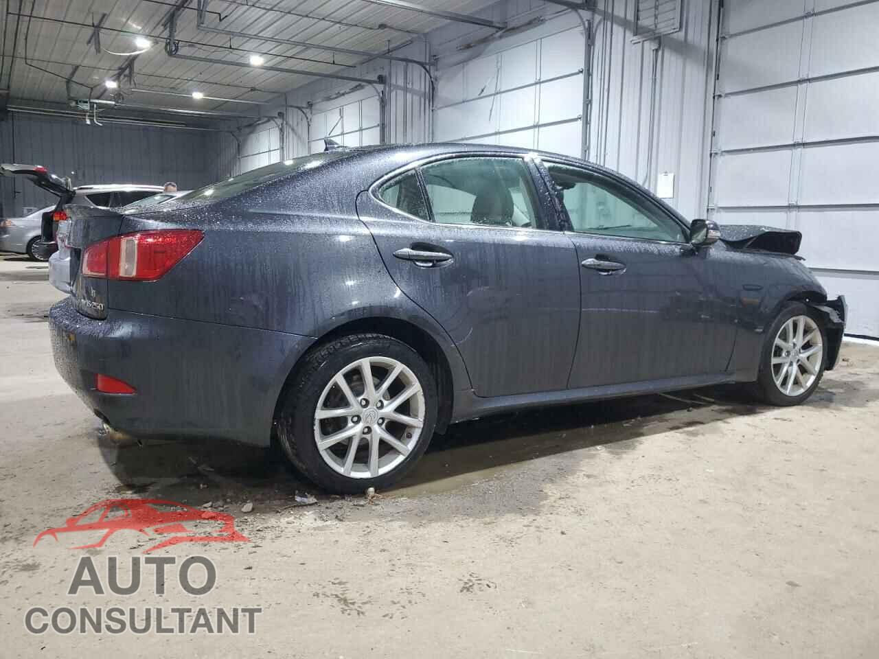 LEXUS IS 2011 - JTHCF5C29B5047442