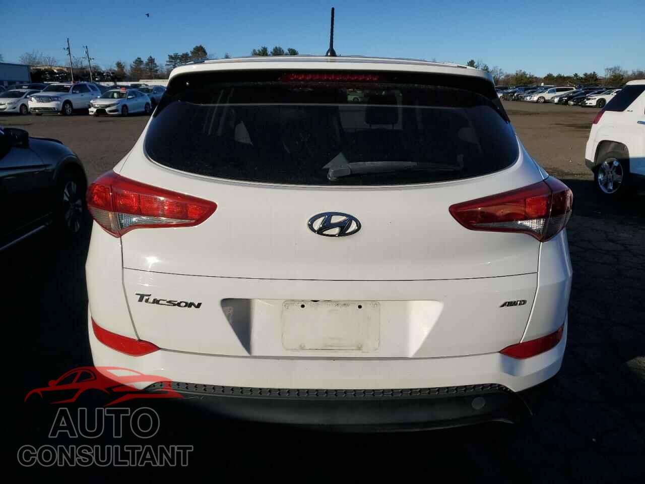 HYUNDAI TUCSON 2018 - KM8J2CA41JU701251