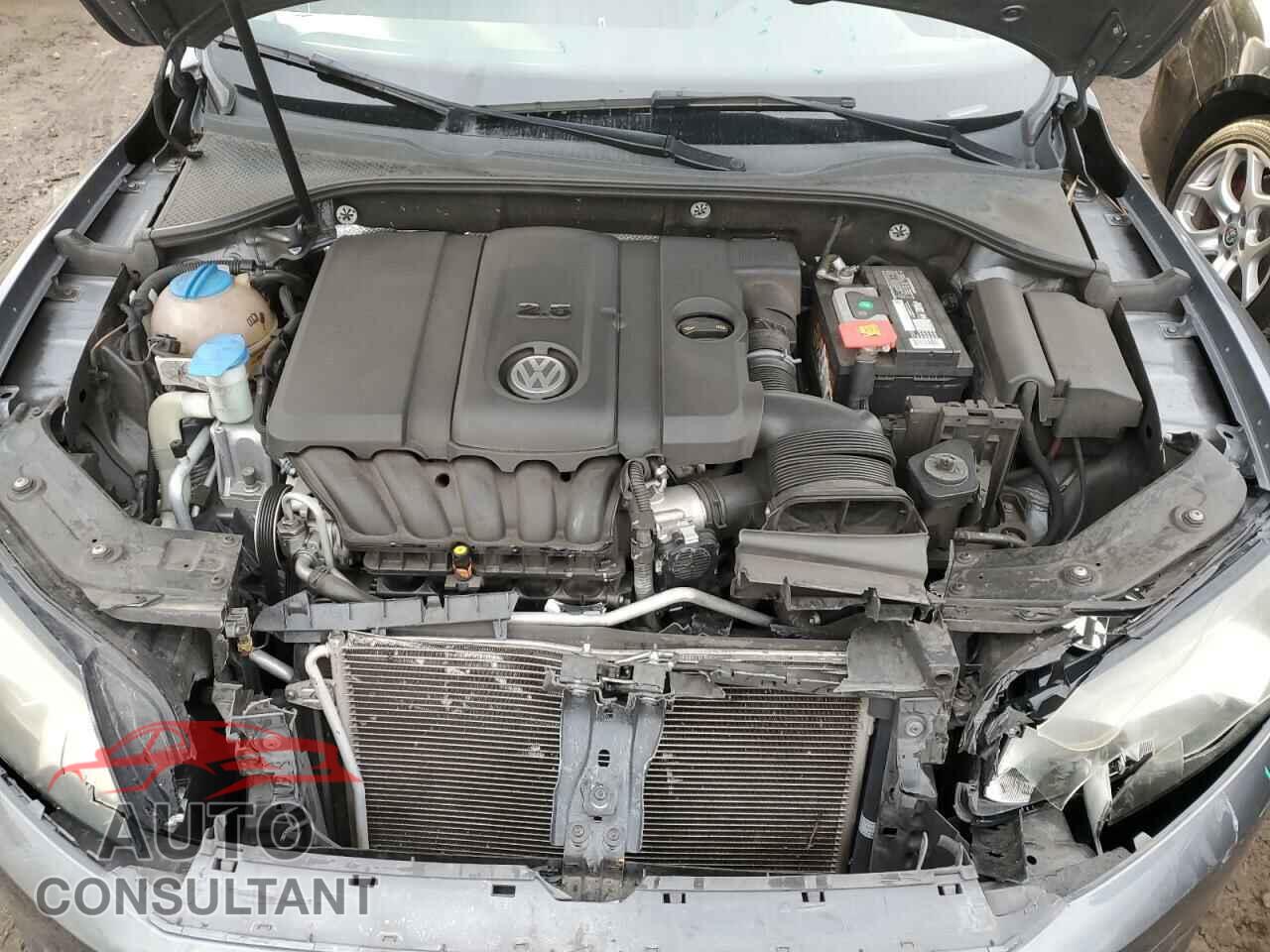 VOLKSWAGEN PASSAT 2014 - 1VWBP7A39EC004878
