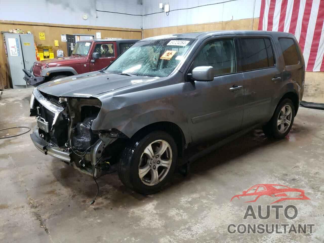 HONDA PILOT 2013 - 5FNYF4H50DB068492