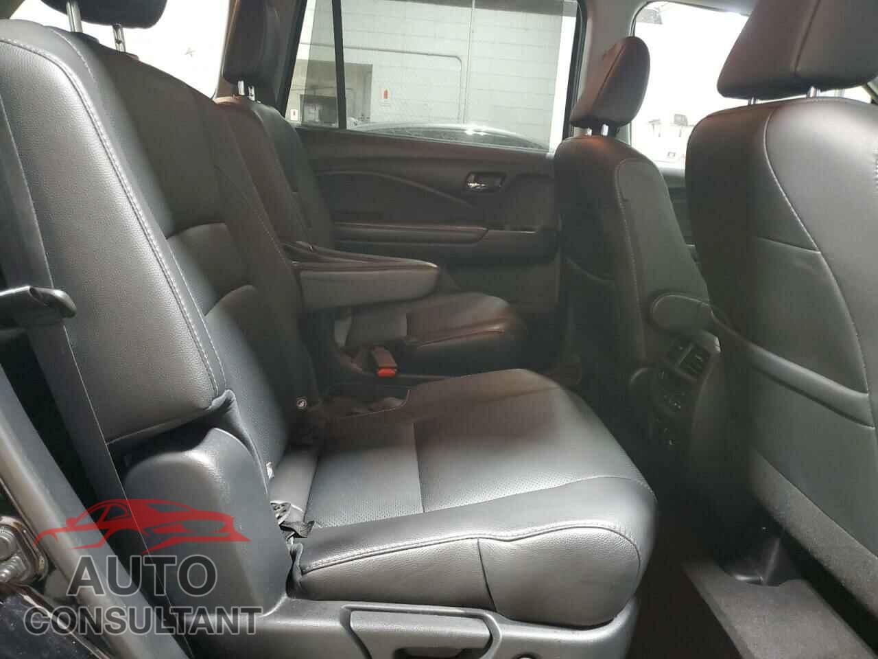 HONDA PILOT 2020 - 5FNYF6H04LB011663