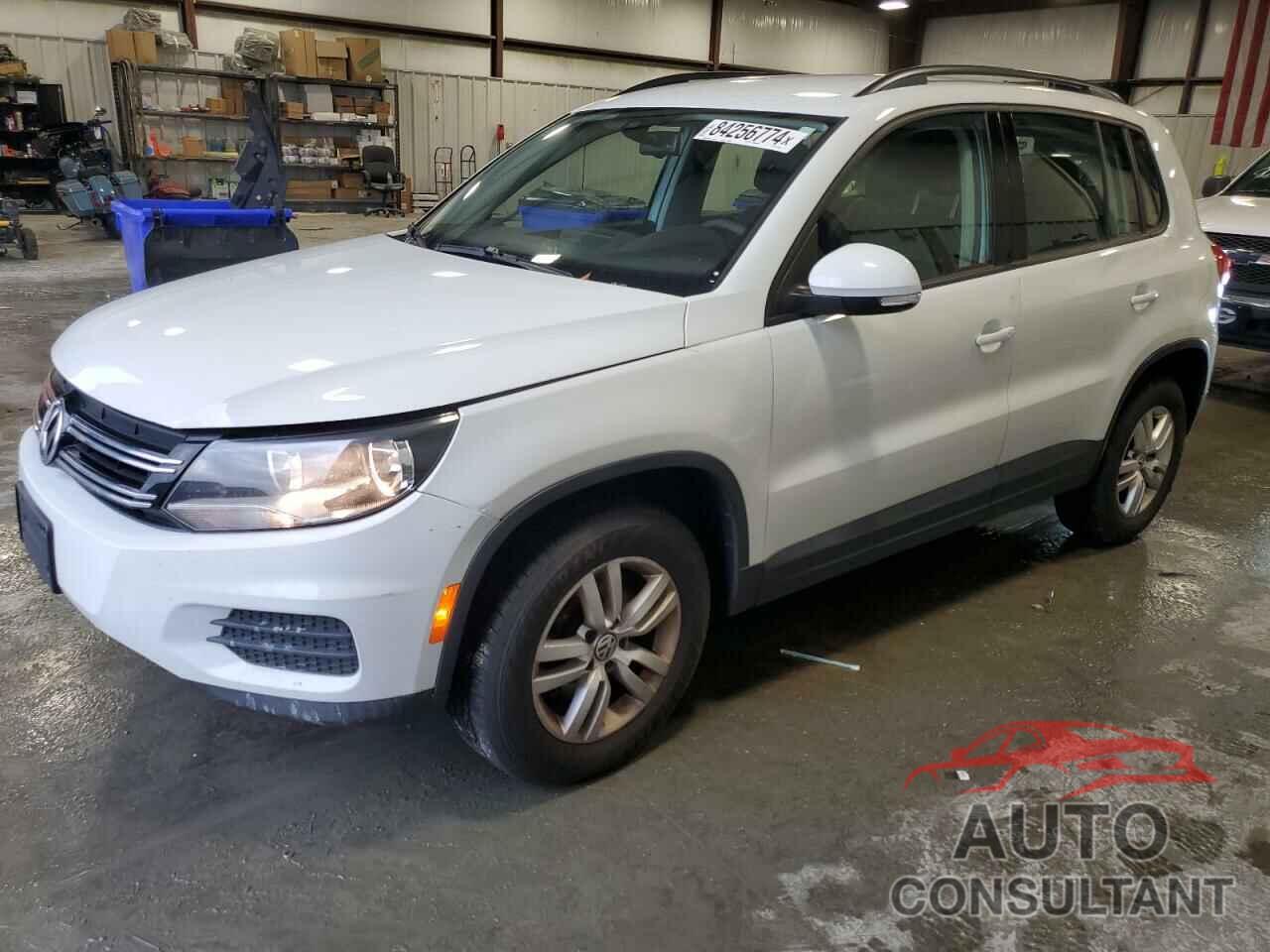 VOLKSWAGEN TIGUAN 2016 - WVGBV7AX7GW577688