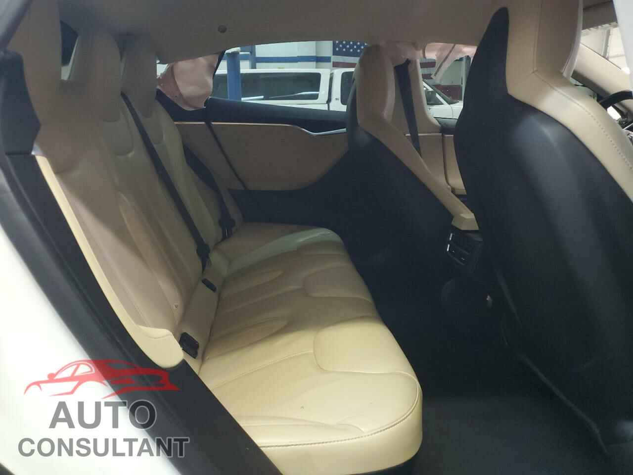 TESLA MODEL S 2015 - 5YJSA1H2XFF080919