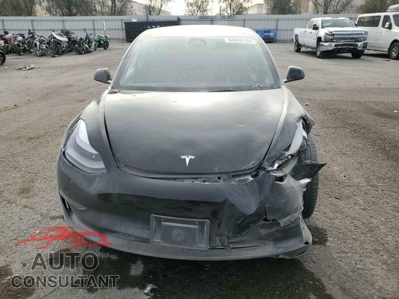 TESLA MODEL 3 2022 - 5YJ3E1EA3NF303899
