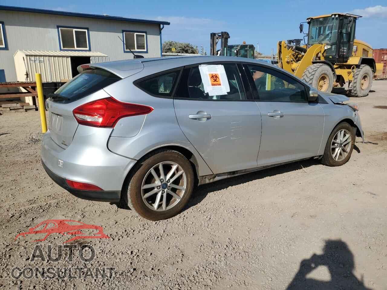 FORD FOCUS 2016 - 1FADP3K29GL268525