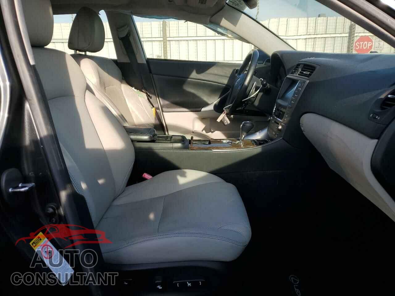 LEXUS IS 2010 - JTHBF5C27A5114646