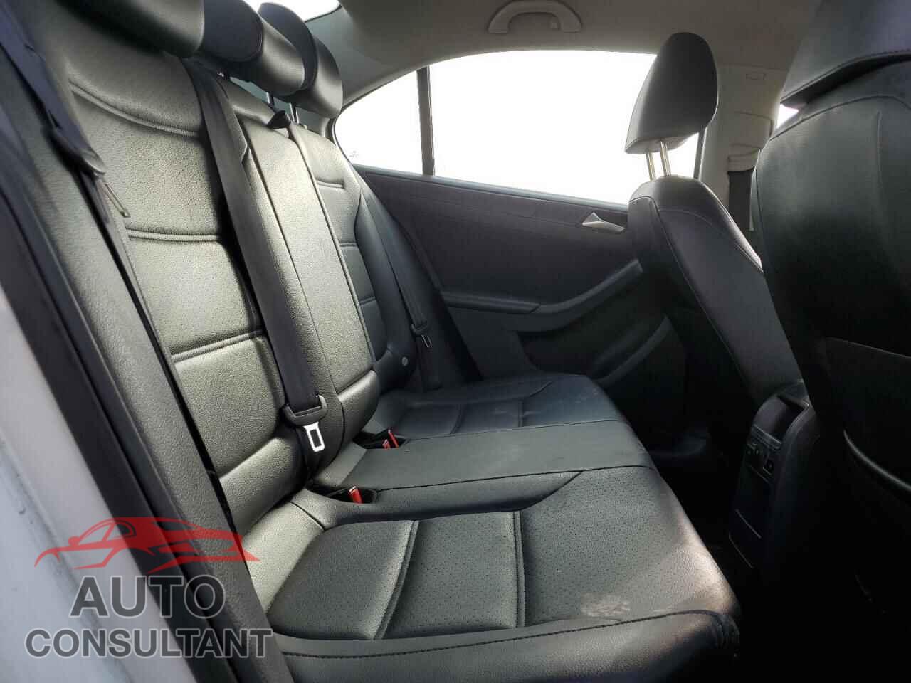 VOLKSWAGEN JETTA 2014 - 3VWD17AJ4EM281168