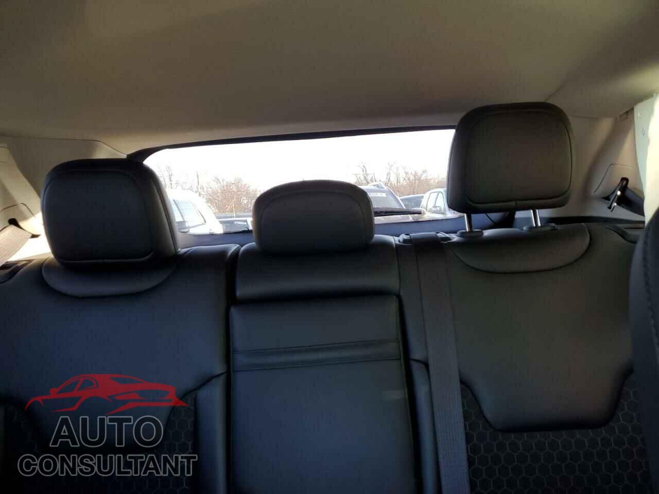 JEEP COMPASS 2019 - 3C4NJDBB9KT696274