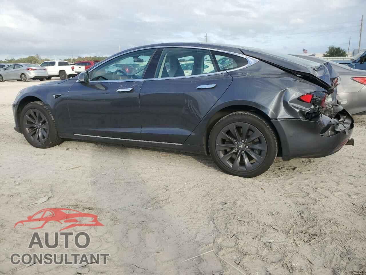 TESLA MODEL S 2018 - 5YJSA1E25JF286498
