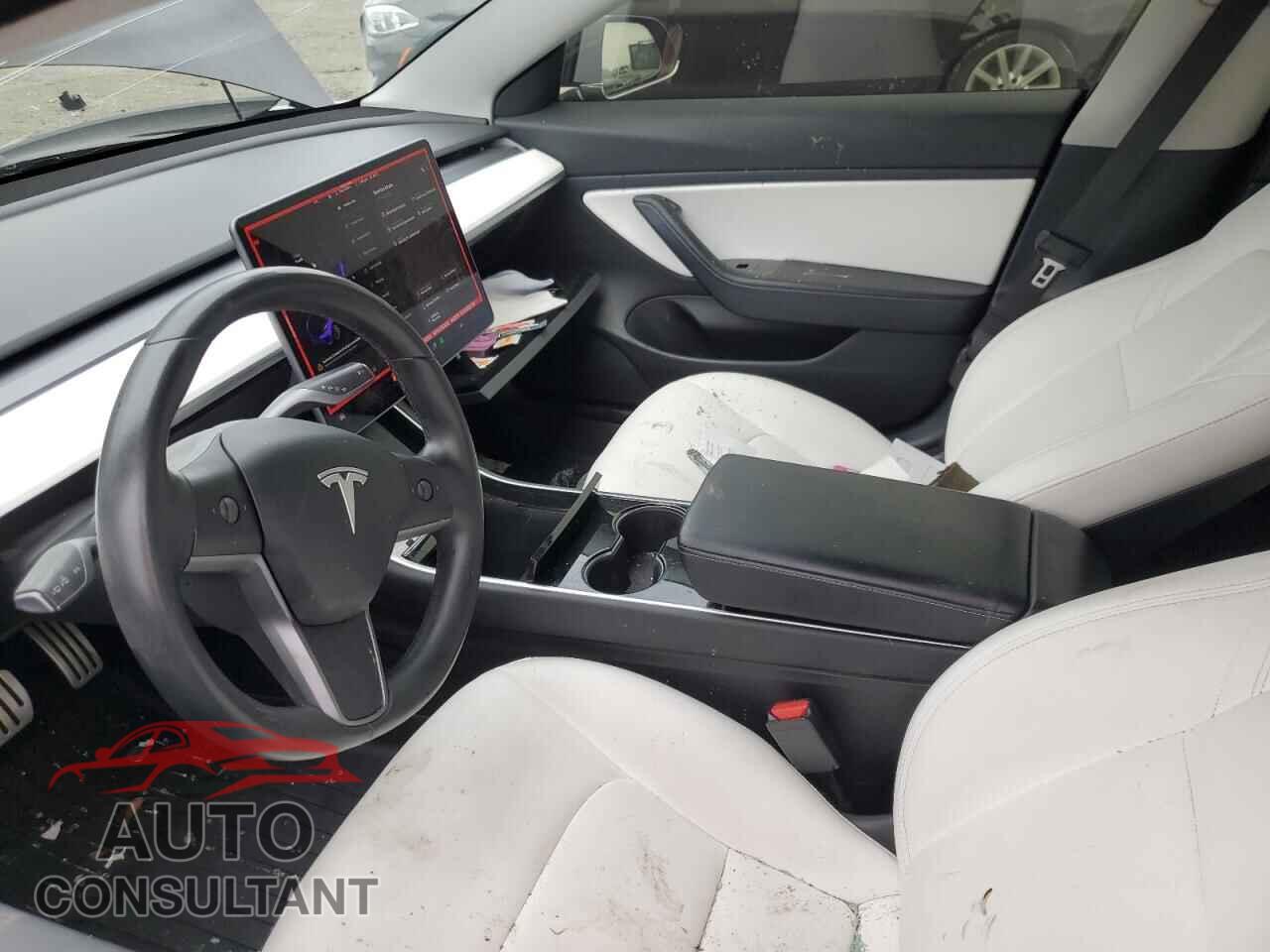 TESLA MODEL 3 2019 - 5YJ3E1EB4KF393262